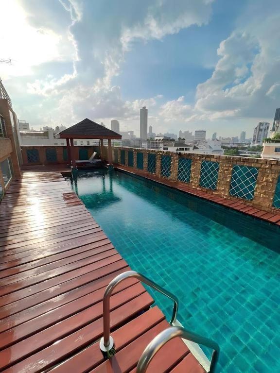 Go Inn Thonglor Bangkok Esterno foto